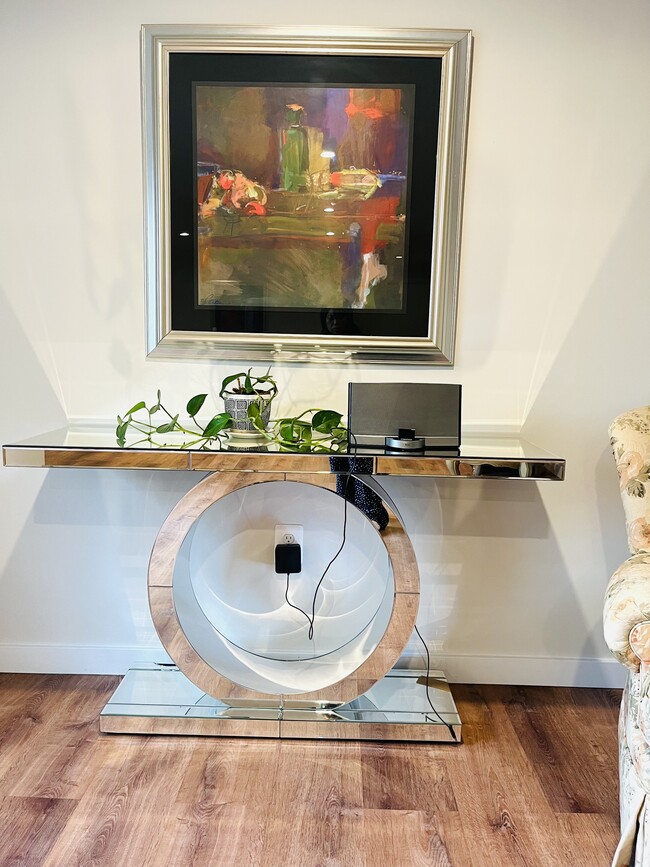 17000 Charlesbourg Pl in Round Hill, VA - Building Photo - Building Photo