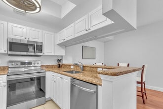 2803 Sarento Pl, Unit 112 in Palm Beach Gardens, FL - Building Photo - Building Photo