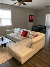 1629 Beecher St SW in Atlanta, GA - Foto de edificio - Building Photo