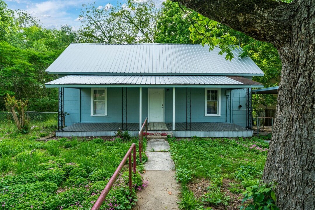 412 West St N in Talladega, AL - Building Photo