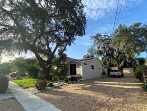 1832 Worrington St in Sarasota, FL - Building Photo - Building Photo