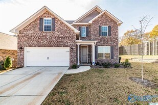 108 Erskin Parcus Dr in Madison, AL - Building Photo