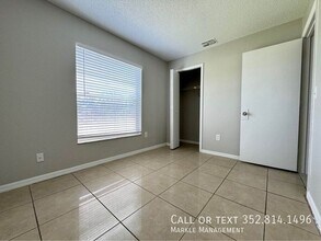 2212 Florida Dr in Deltona, FL - Building Photo - Building Photo