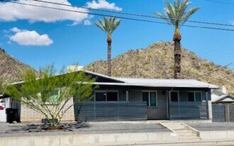 9801 N 2nd Pl in Phoenix, AZ - Building Photo