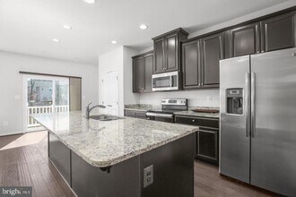 8643 Rosecrans Ln in Spotsylvania, VA - Building Photo - Building Photo