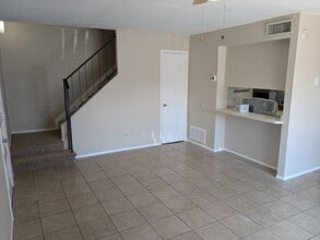 5436 W Sheena Dr, Unit 5436 in Glendale, AZ - Building Photo - Building Photo