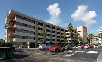 301 Golden Isles Dr Apartments