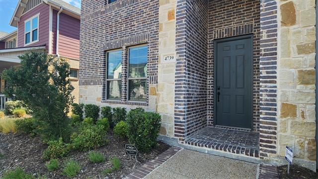 4739 Smokey Quartz Ln in Arlington, TX - Foto de edificio - Building Photo