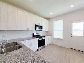 166 Longhorn Run Dr in Montgomery, TX - Building Photo - Building Photo