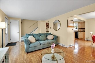 4911 N Bailey Ave in Buffalo, NY - Building Photo - Building Photo