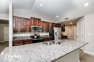 9725 Sage Creek Dr in Ruskin, FL - Building Photo - Building Photo