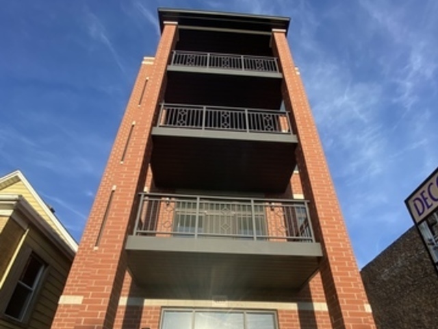 4853 N Western Ave, Unit 4 in Chicago, IL - Building Photo