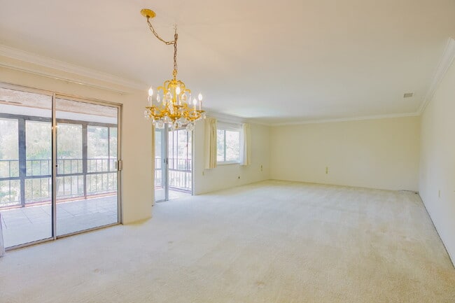 2369 Via Mariposa E in Laguna Woods, CA - Building Photo - Building Photo