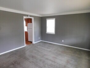 13648 Leonard Ave in Warren, MI - Building Photo - Building Photo