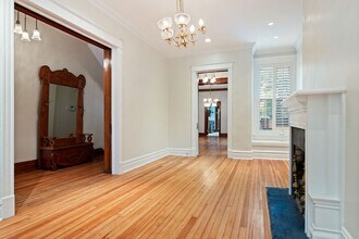 1120 E Capitol St NE in Washington, DC - Foto de edificio - Building Photo