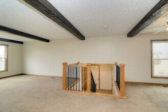 1070 Center Dr in South Elgin, IL - Building Photo - Building Photo