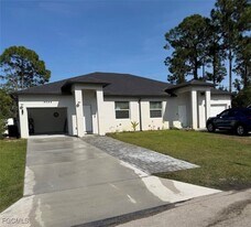 4644 25th St SW in Lehigh Acres, FL - Building Photo