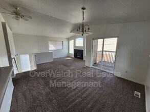 705 Pearl Dr in Anchorage, AK - Building Photo - Building Photo