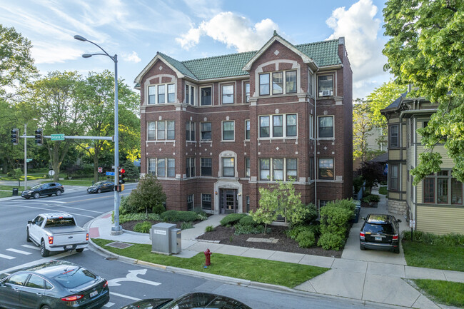 1146 Ontario St in Oak Park, IL - Foto de edificio - Building Photo