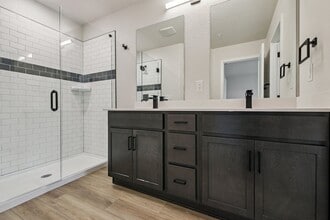 Fern Hill Townhomes in Lakewood, CO - Building Photo - Building Photo
