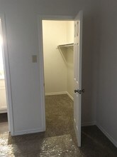 6760 Eastridge Dr in Dallas, TX - Building Photo - Building Photo