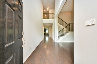 120 Chestnut Run Ct in Shenandoah, TX - Building Photo - Building Photo