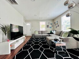 1369 Gault St SE in Atlanta, GA - Building Photo