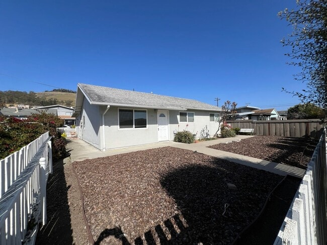 2916 Dogwood Ave in Morro Bay, CA - Building Photo - Building Photo