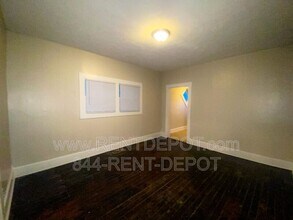 1626 E Division St in Evansville, IN - Building Photo - Building Photo