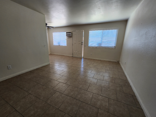 11442 Brockman Ave-Unit -B in Adelanto, CA - Building Photo - Building Photo