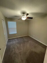 5016 Wild Senna Blvd in Tampa, FL - Building Photo - Building Photo