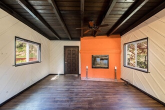 7846 Lilac Ln in Simi Valley, CA - Building Photo - Building Photo