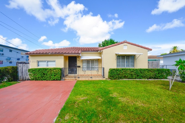 property at 225 NW 14th Ave
