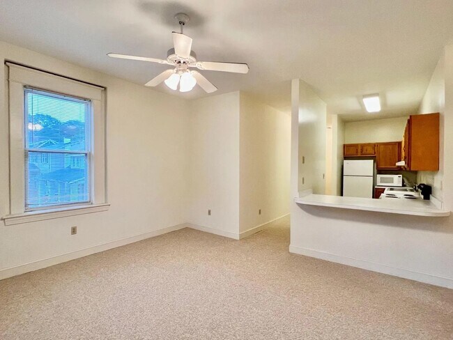 1736 Memorial Ave SW in Roanoke, VA - Building Photo - Building Photo