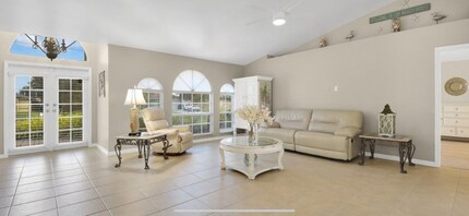 716 Fargo Dr in Ft. Myers, FL - Building Photo - Building Photo