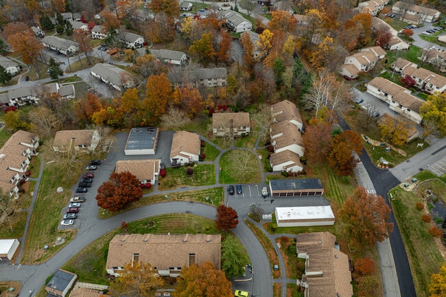 Jefferson Village in Yorktown Heights, NY - Building Photo - Building Photo