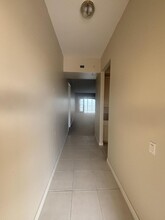 30 Harbour Isle Dr W in Fort Pierce, FL - Building Photo - Building Photo