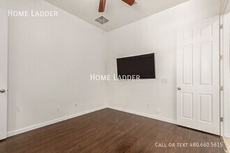10502 W Bronco Trail in Peoria, AZ - Building Photo - Building Photo
