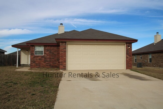 3905 Bolivar Dr in Killeen, TX - Building Photo - Building Photo