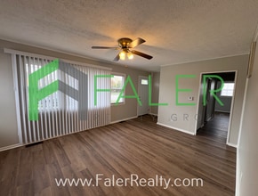 2649 E Dorothy Ln in Dayton, OH - Building Photo - Building Photo