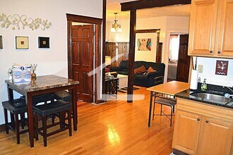 41 Long Ave, Unit 2 in Boston, MA - Building Photo - Building Photo