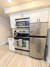 322 W Woodin Ave in Chelan, WA - Building Photo - Building Photo