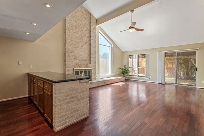 property at 3218 Freshmeadows Dr
