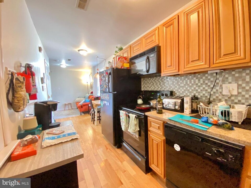1433 W Norris St in Philadelphia, PA - Building Photo