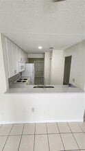 2108 Bahamas Ct in Kissimmee, FL - Building Photo - Building Photo