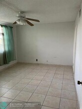 3900 NW 76th Ave in Sunrise, FL - Building Photo - Building Photo