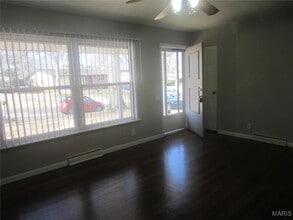 3909 Southern Aire Dr in St. Louis, MO - Building Photo - Building Photo