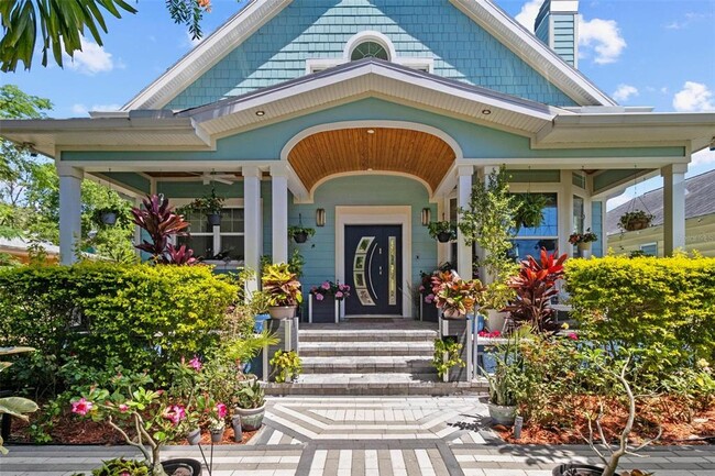 property at 475 27th Ave N