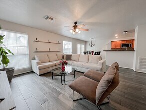 10838 Waterfern Ct in Houston, TX - Building Photo - Building Photo