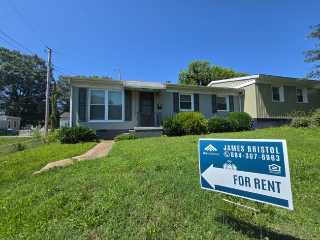 property at 1006 N Harrison St